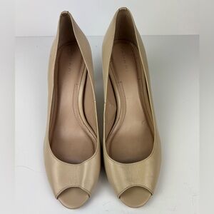 Tahari Jayne Tan Nude Leather Peep Toe Pump Heel